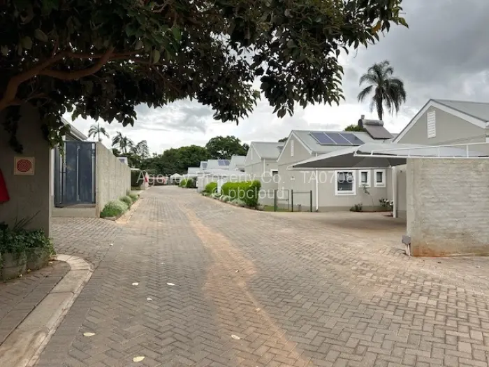 Townhouse/Complex/Cluster to Rent in Highlands