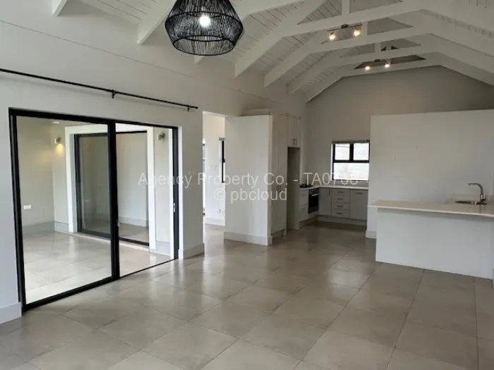 Townhouse/Complex/Cluster to Rent in Highlands