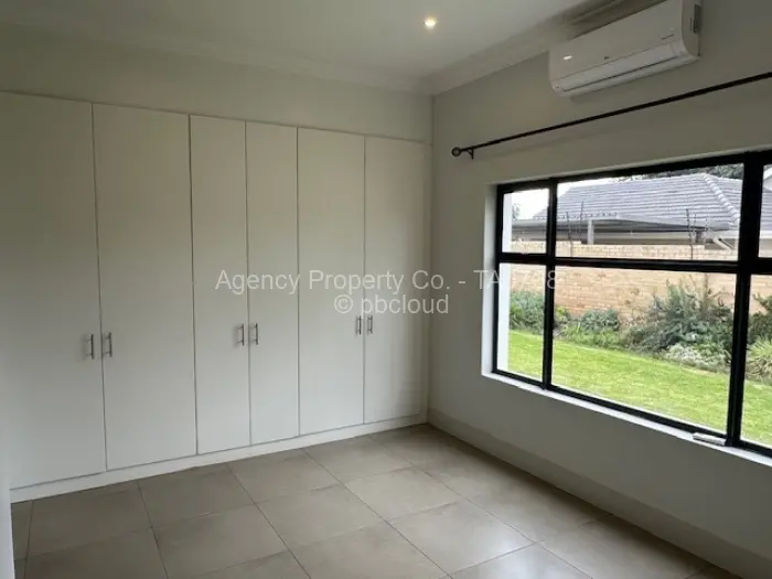 Townhouse/Complex/Cluster to Rent in Highlands
