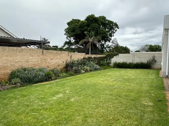 Townhouse/Complex/Cluster to Rent in Highlands