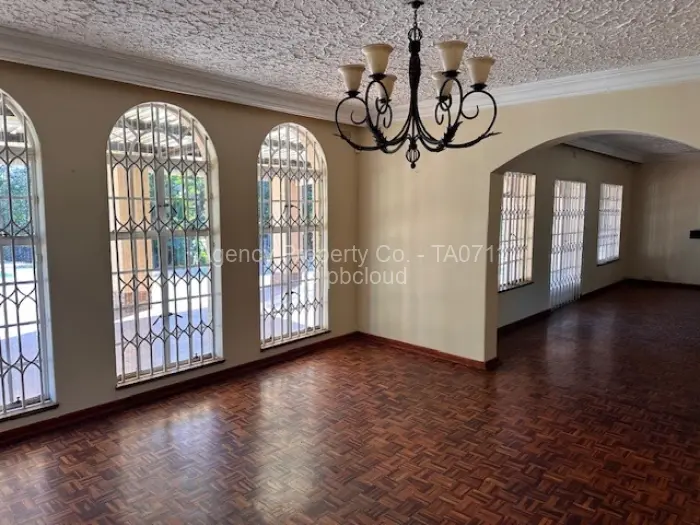 4 Bedroom House to Rent in Borrowdale