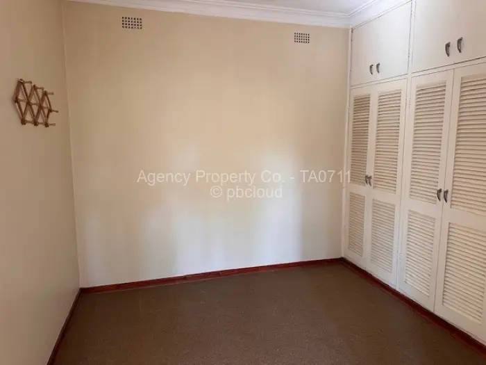 4 Bedroom House to Rent in Borrowdale