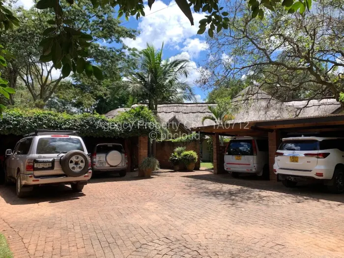 5 Bedroom House to Rent in Highlands