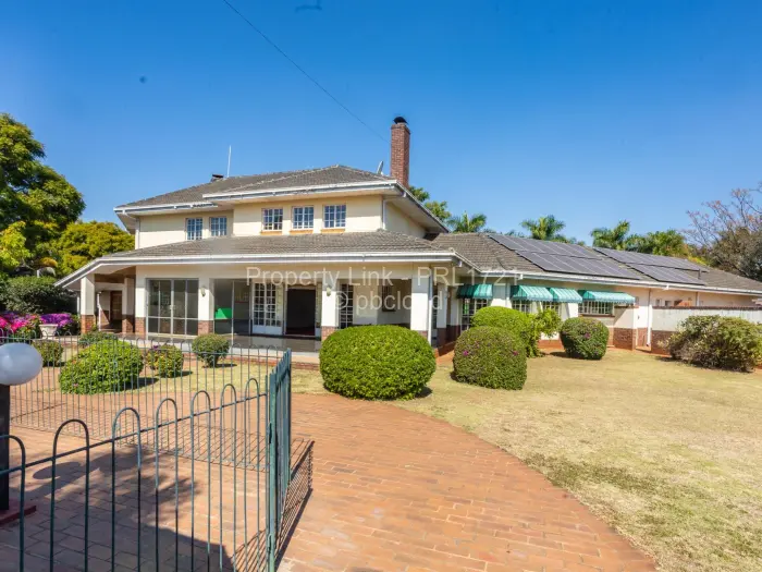 5 Bedroom House for Sale in Borrowdale, Harare