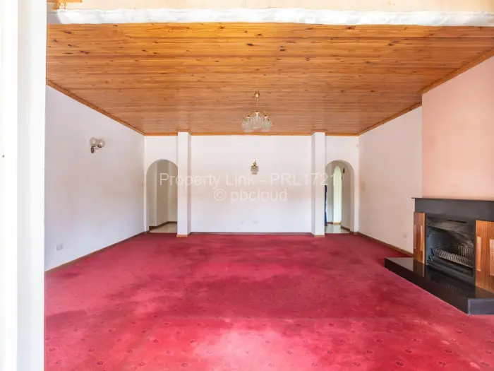 5 Bedroom House for Sale in Borrowdale, Harare