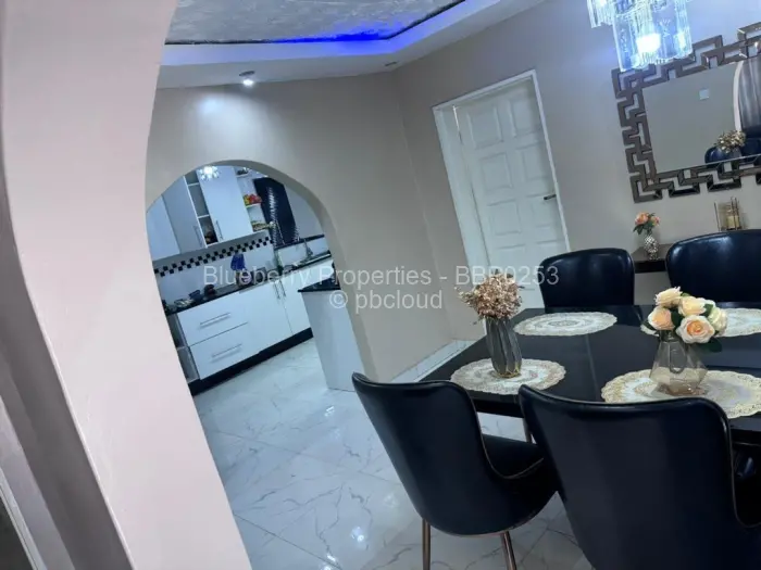 4 Bedroom House for Sale in Mainway Meadows, Harare