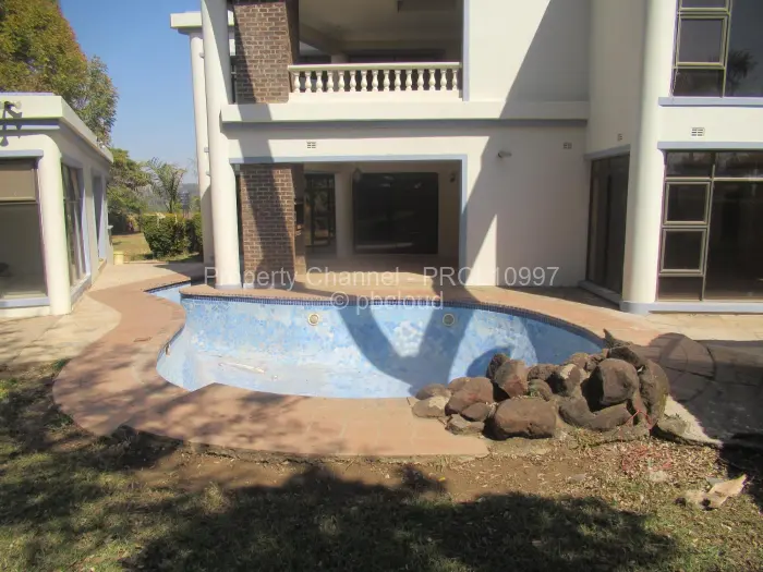 5 Bedroom House to Rent in Borrowdale, Harare