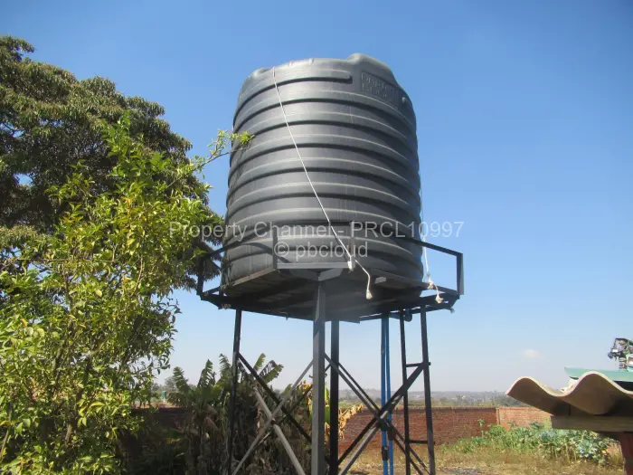 5 Bedroom House to Rent in Borrowdale, Harare