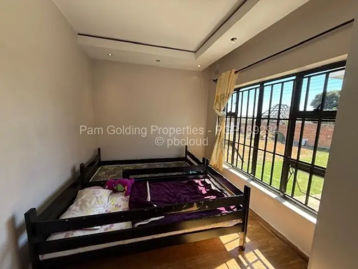 5 Bedroom House to Rent in Zimre Park