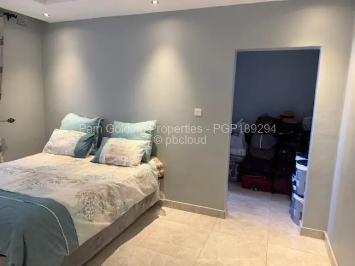 5 Bedroom House to Rent in Zimre Park