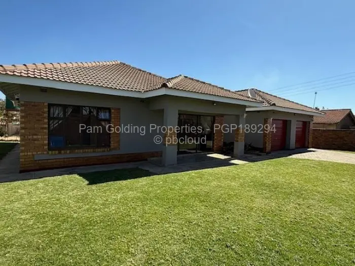 5 Bedroom House to Rent in Zimre Park