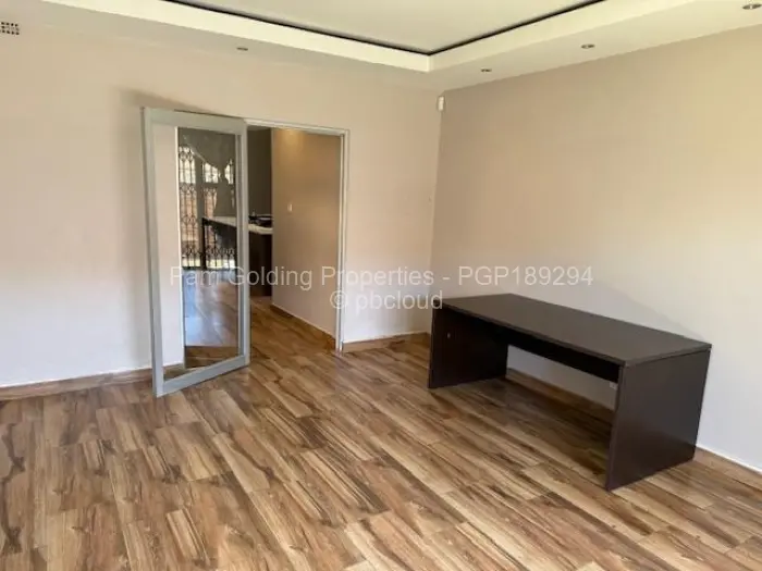 5 Bedroom House to Rent in Zimre Park
