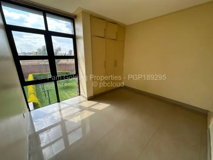 Townhouse/Complex/Cluster to Rent in Sentosa, Harare