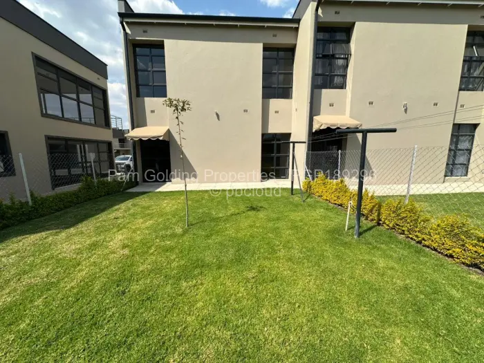 Townhouse/Complex/Cluster to Rent in Sentosa, Harare