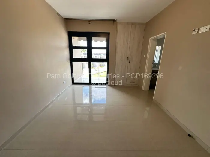 Townhouse/Complex/Cluster to Rent in Sentosa, Harare