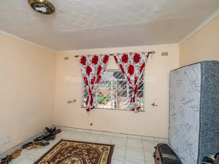 4 Bedroom House for Sale in Zimre Park, Harare