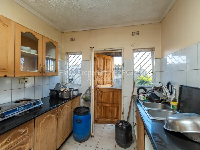 4 Bedroom House for Sale in Zimre Park, Harare