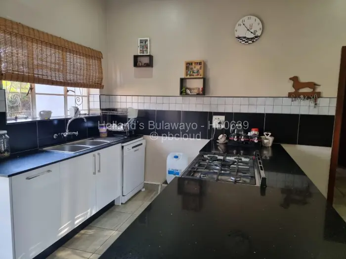 3 Bedroom House for Sale in Hillcrest, Bulawayo