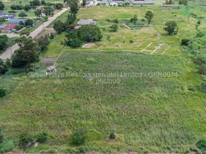 Commercial Stand for Sale in Chitungwiza, Chitungwiza