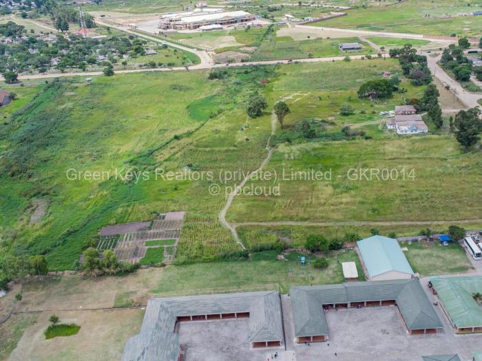 Commercial Stand for Sale in Chitungwiza, Chitungwiza