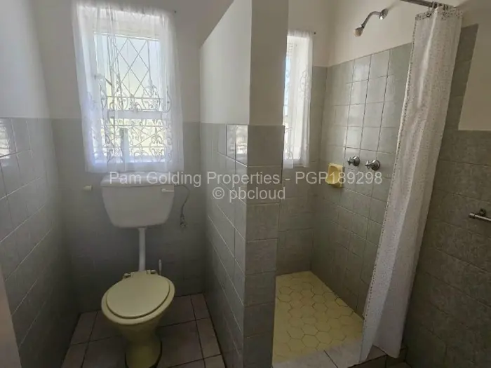 4 Bedroom House to Rent in Burnside, Bulawayo