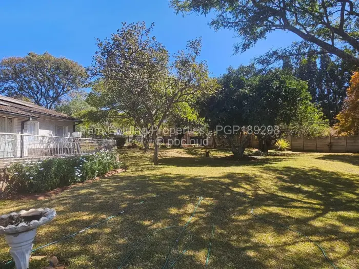 4 Bedroom House to Rent in Burnside, Bulawayo