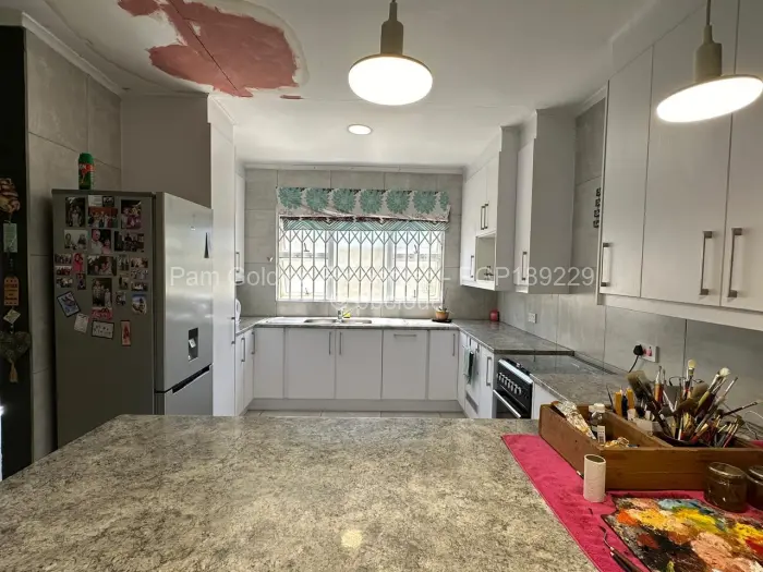 3 Bedroom House for Sale in Famona, Bulawayo
