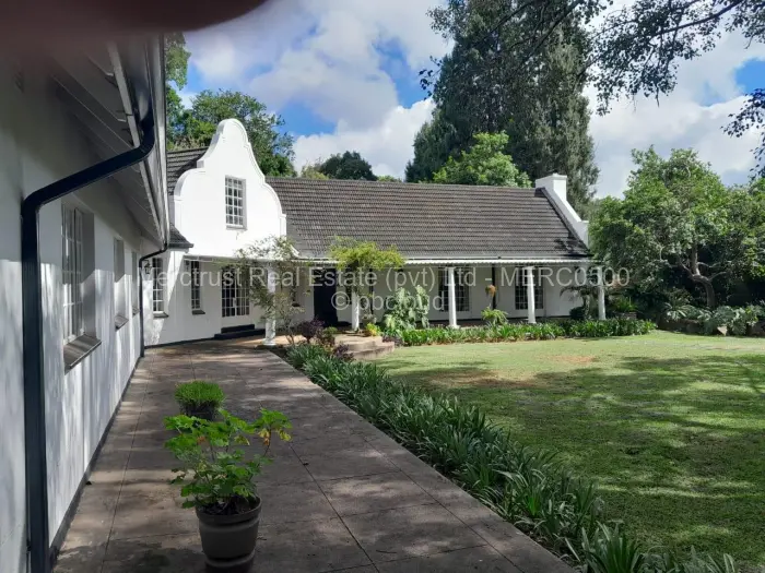4 Bedroom House for Sale in Highlands, Harare