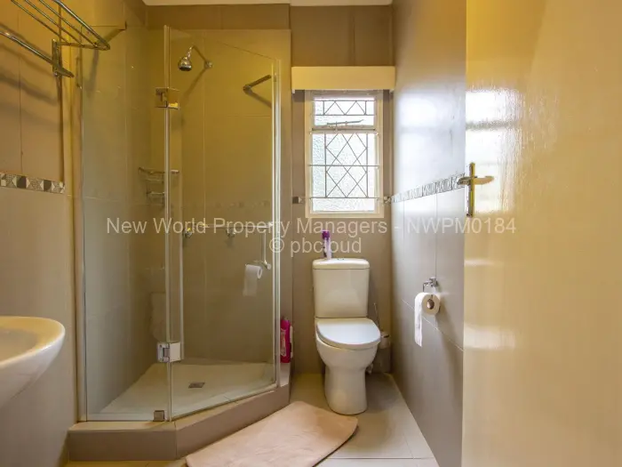 4 Bedroom House for Sale in Nyanga, Nyanga