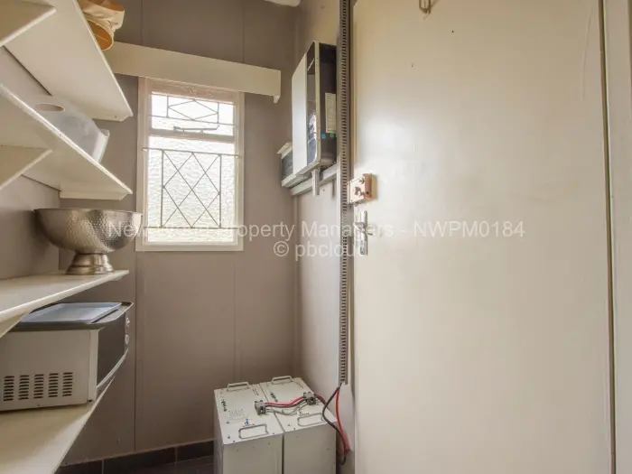4 Bedroom House for Sale in Nyanga, Nyanga