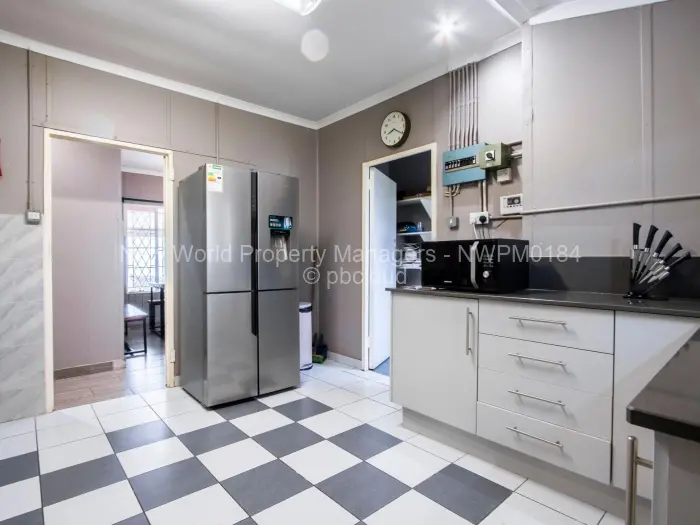 4 Bedroom House for Sale in Nyanga, Nyanga