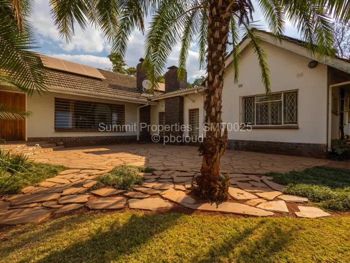 5 Bedroom House for Sale in Greendale, Harare