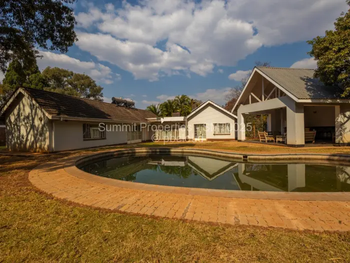 5 Bedroom House for Sale in Greendale, Harare