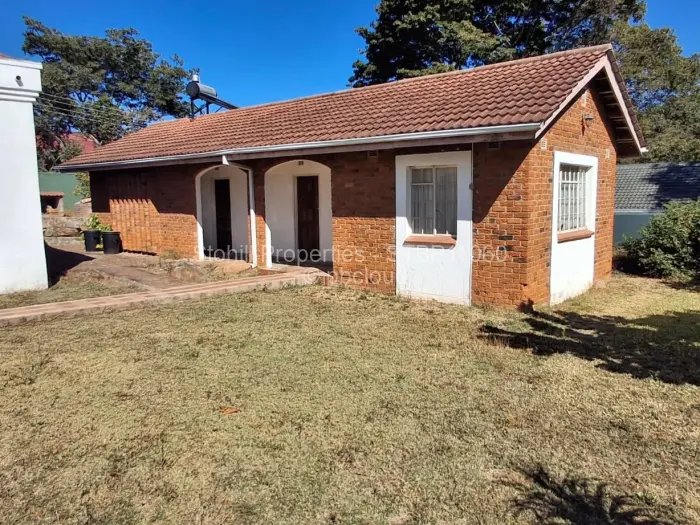 8 Bedroom House for Sale in Glen Lorne, Harare