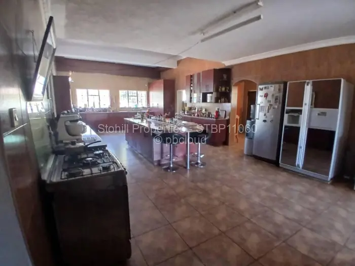 8 Bedroom House for Sale in Glen Lorne, Harare