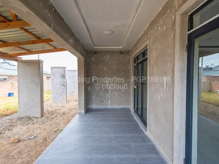 Townhouse/Complex/Cluster for Sale in Arlington, Harare
