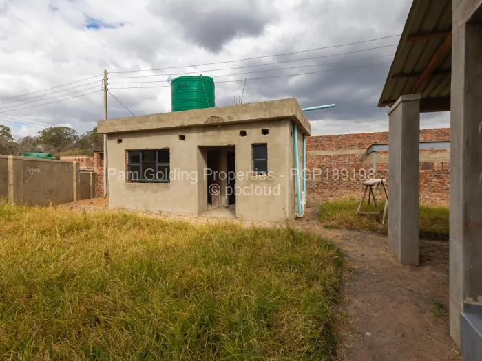Townhouse/Complex/Cluster for Sale in Arlington, Harare