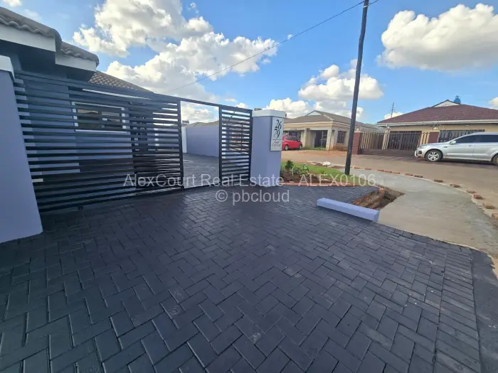 3 Bedroom House for Sale in Aspindale Park, Harare