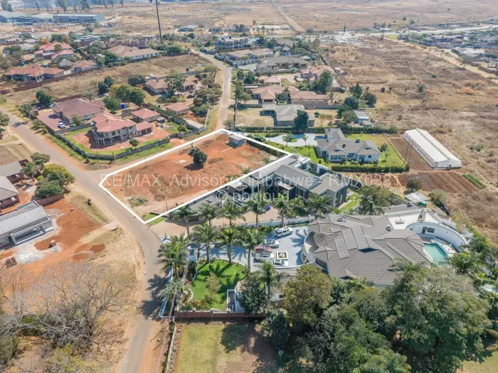 Stand for Sale in Pomona, Harare