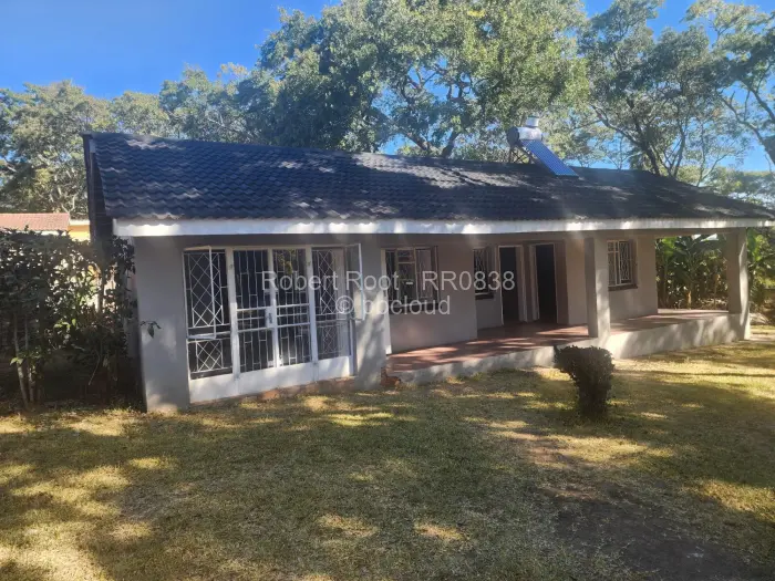 2 Bedroom Cottage/Garden Flat to Rent in Glen Lorne