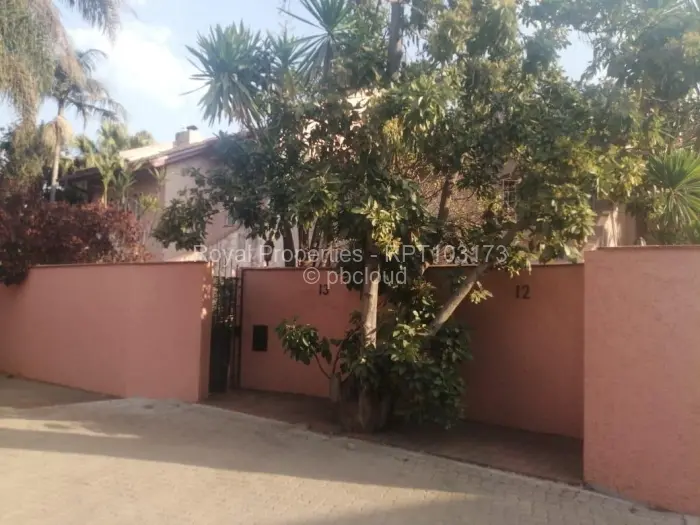 Townhouse/Cluster for Sale in Harare City Centre, Harare