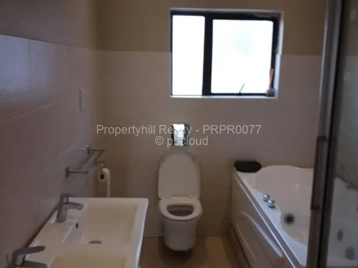 Townhouse/Cluster to Rent in Rolf Valley, Harare