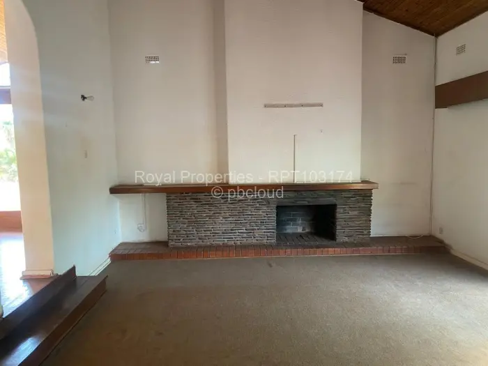 4 Bedroom House to Rent in Greendale