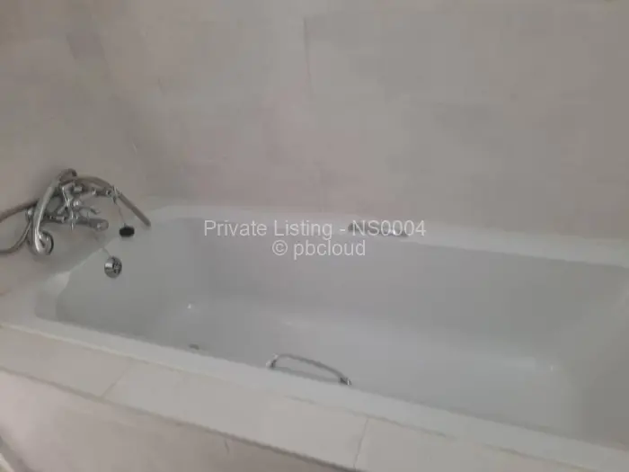 Flat/Apartment to Rent in Greystone Park