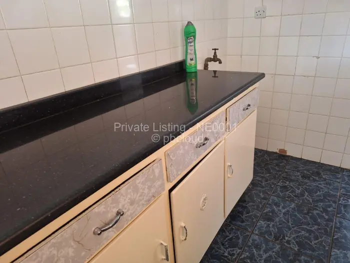 4 Bedroom House to Rent in Alexandra Park