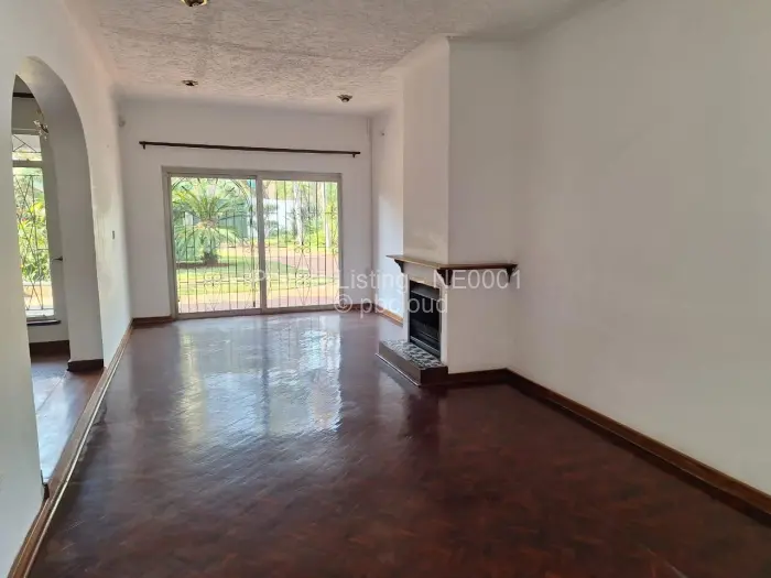 4 Bedroom House to Rent in Alexandra Park