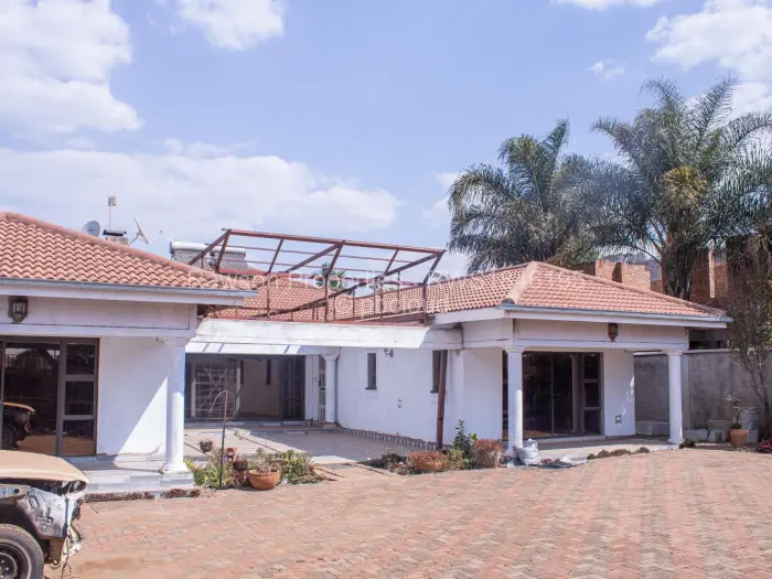 5 Bedroom House for Sale in Belvedere, Harare