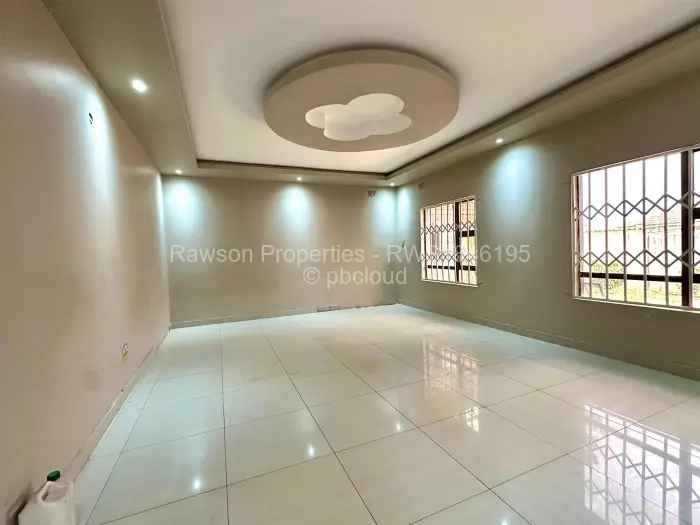 5 Bedroom House for Sale in Belvedere, Harare