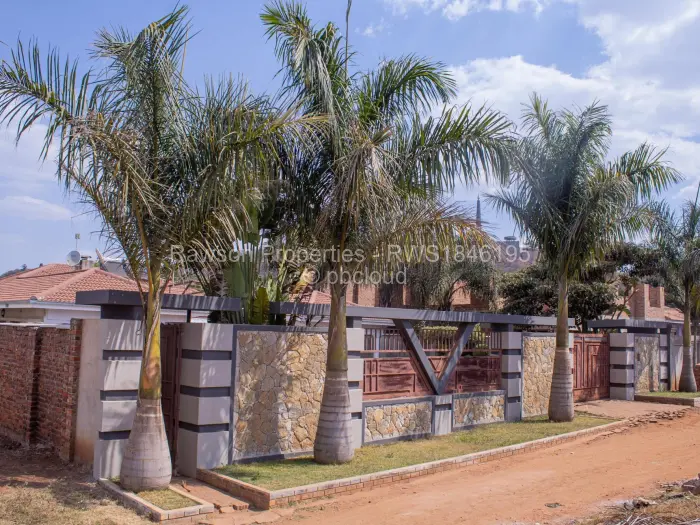 5 Bedroom House for Sale in Belvedere, Harare
