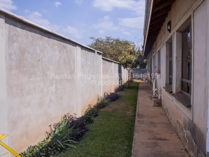 5 Bedroom House for Sale in Belvedere, Harare